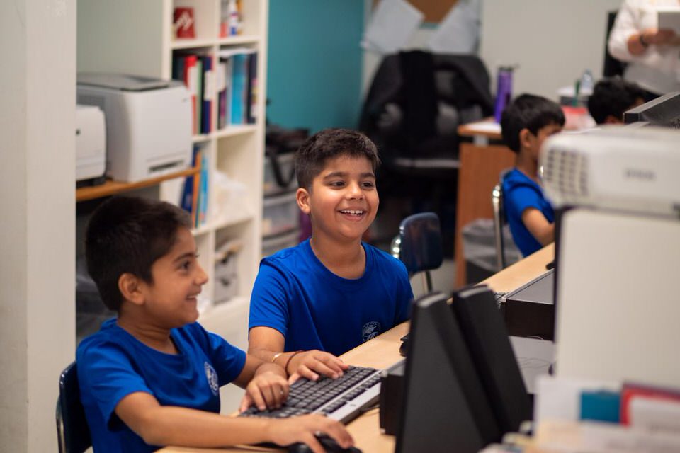 Newtons Grove School computer class